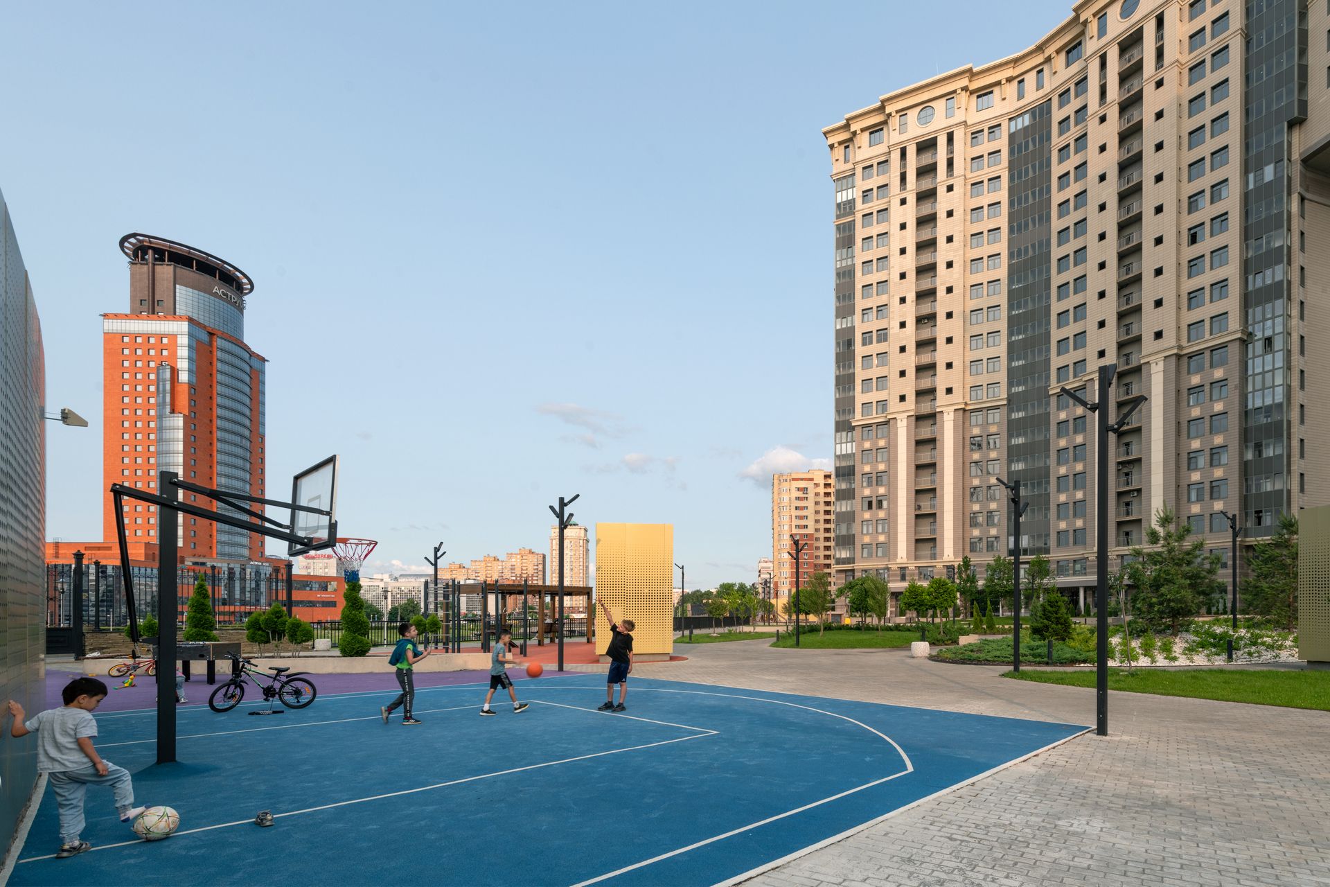 Спортивные площадки RIVER HOUSE Щелково